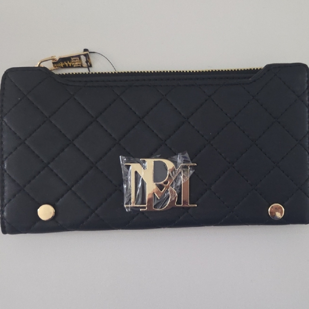 Badgley Mischka Black Quilted Zip Wallet with Gold Hardware